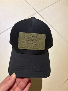 Arcteryx LEAF Black Marketing Curved Brim Trucker Cap TAN velcro embroidered